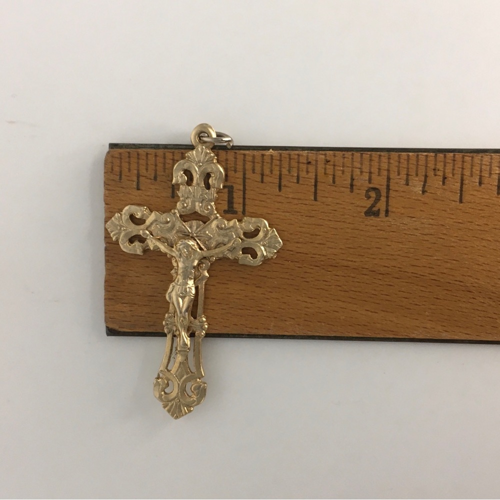 Vintage Crucifix Cross Pendant Gold Tone Christian Catholic Religious - Picture 5 of 6